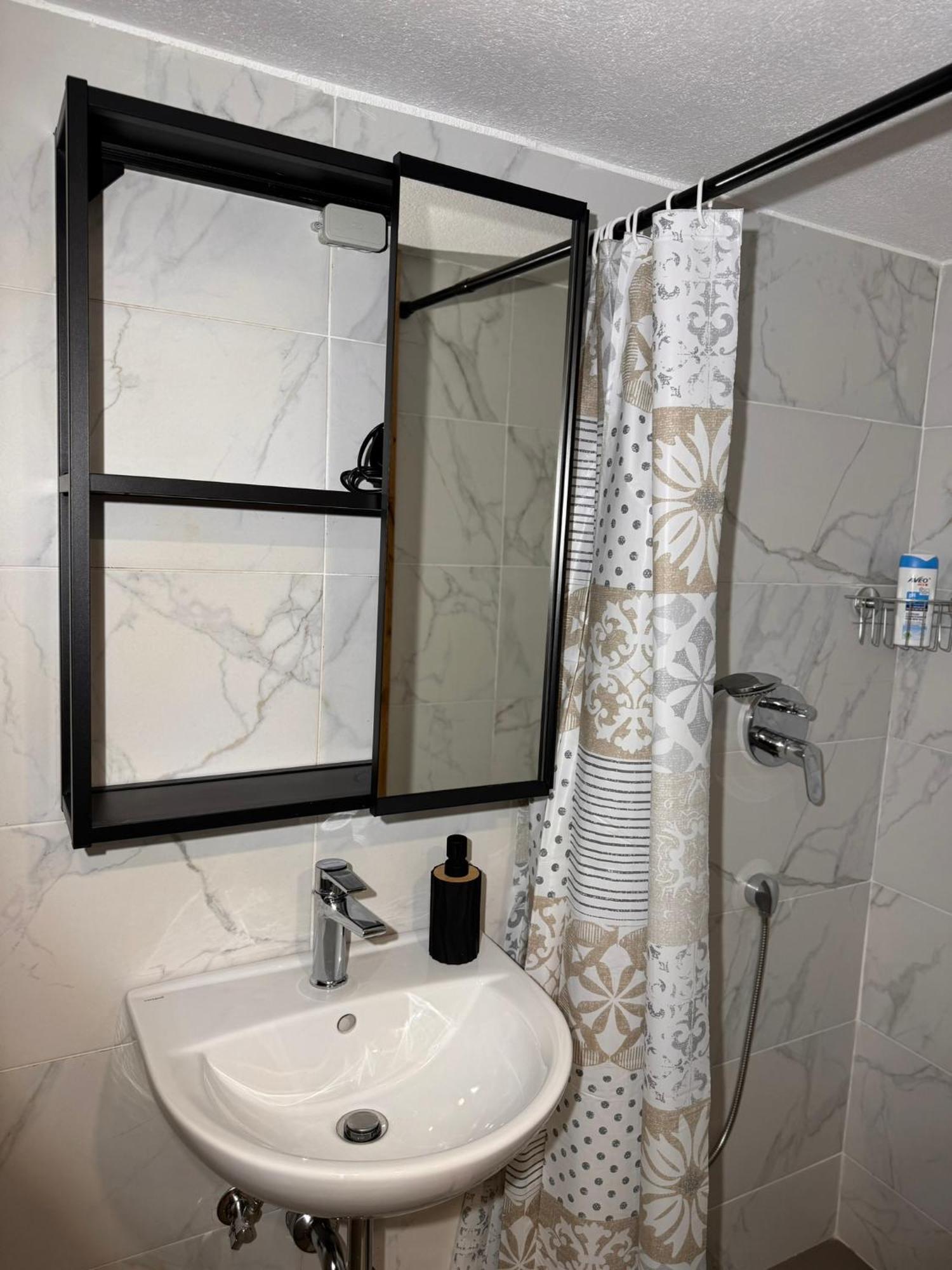 Zenroom Apartments Ljubljana Luaran gambar